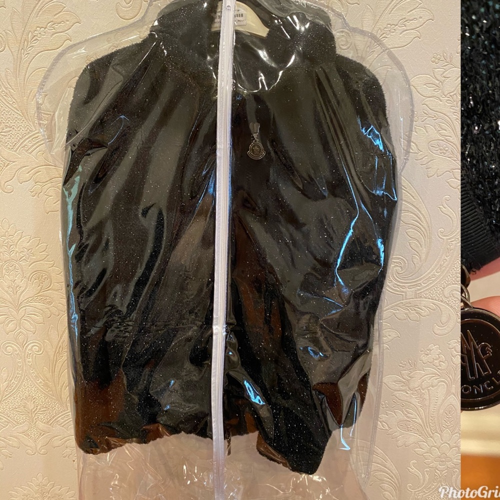 Moncler down jacket (size1) - Picture 4 of 7